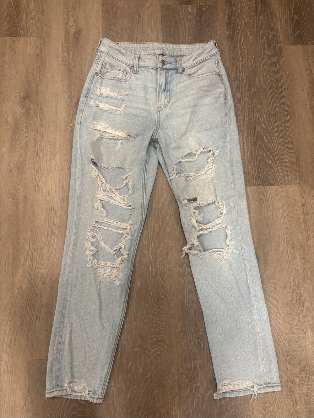 American Eagle Outfitters Light Blue High-Rise Distressed Jeans
